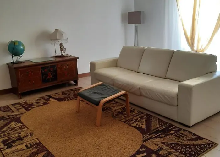 Apartment La Casa In Piu Pesaro